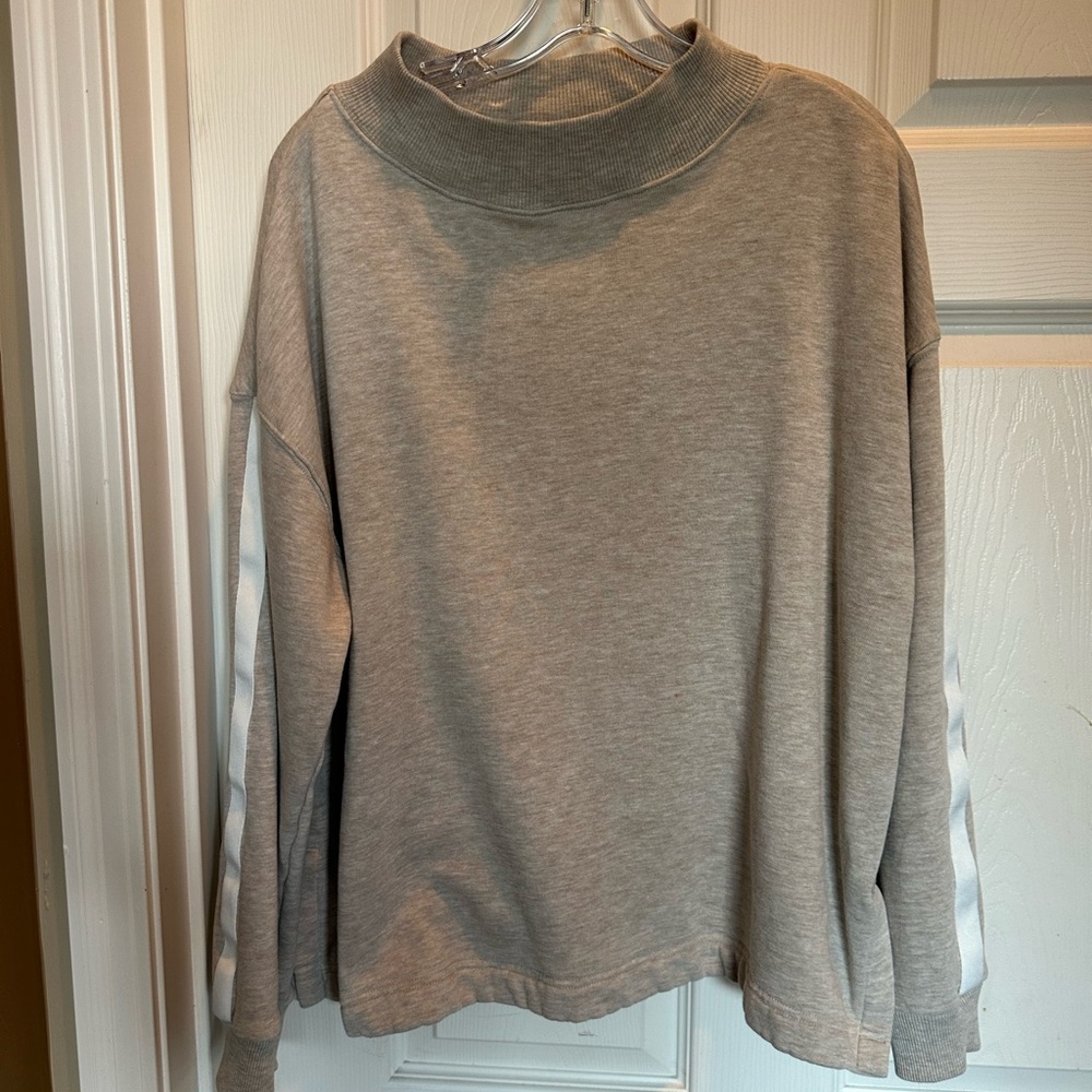 Lou@Grey Tan sweatshirt with white stripe on sleeves XL